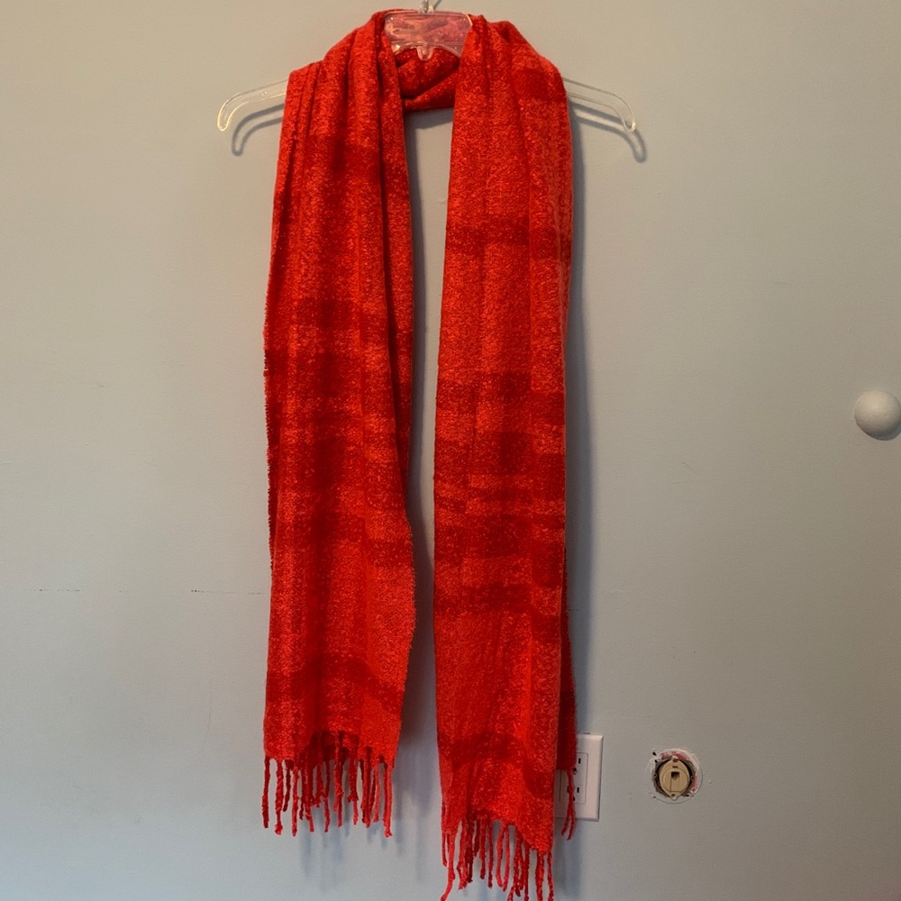 GAP Scarf